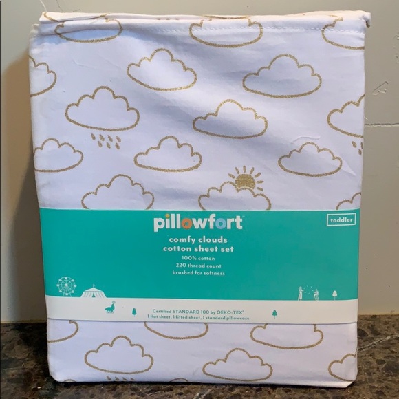 Pillowfort Comfy clouds Cotton Toddler Sheet Set - Picture 2 of 7